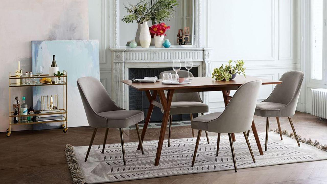 Choosing Your Dining Suite